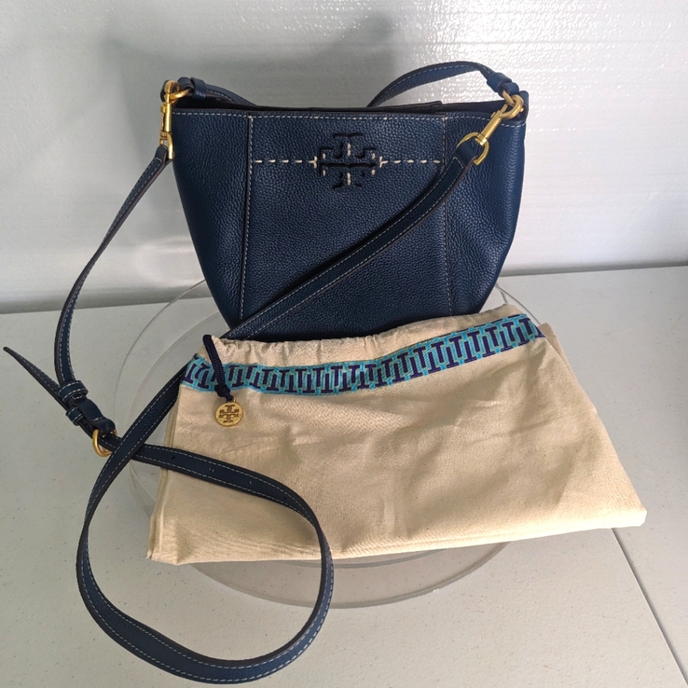 Tory Burch Navy Leather Purse/Bag w/ dustcover